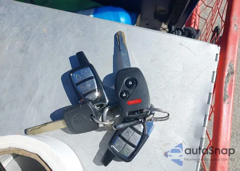 2007 Honda Pilot Lx z USA, uszkodzony, nr VIN 5FNYF18197B025138